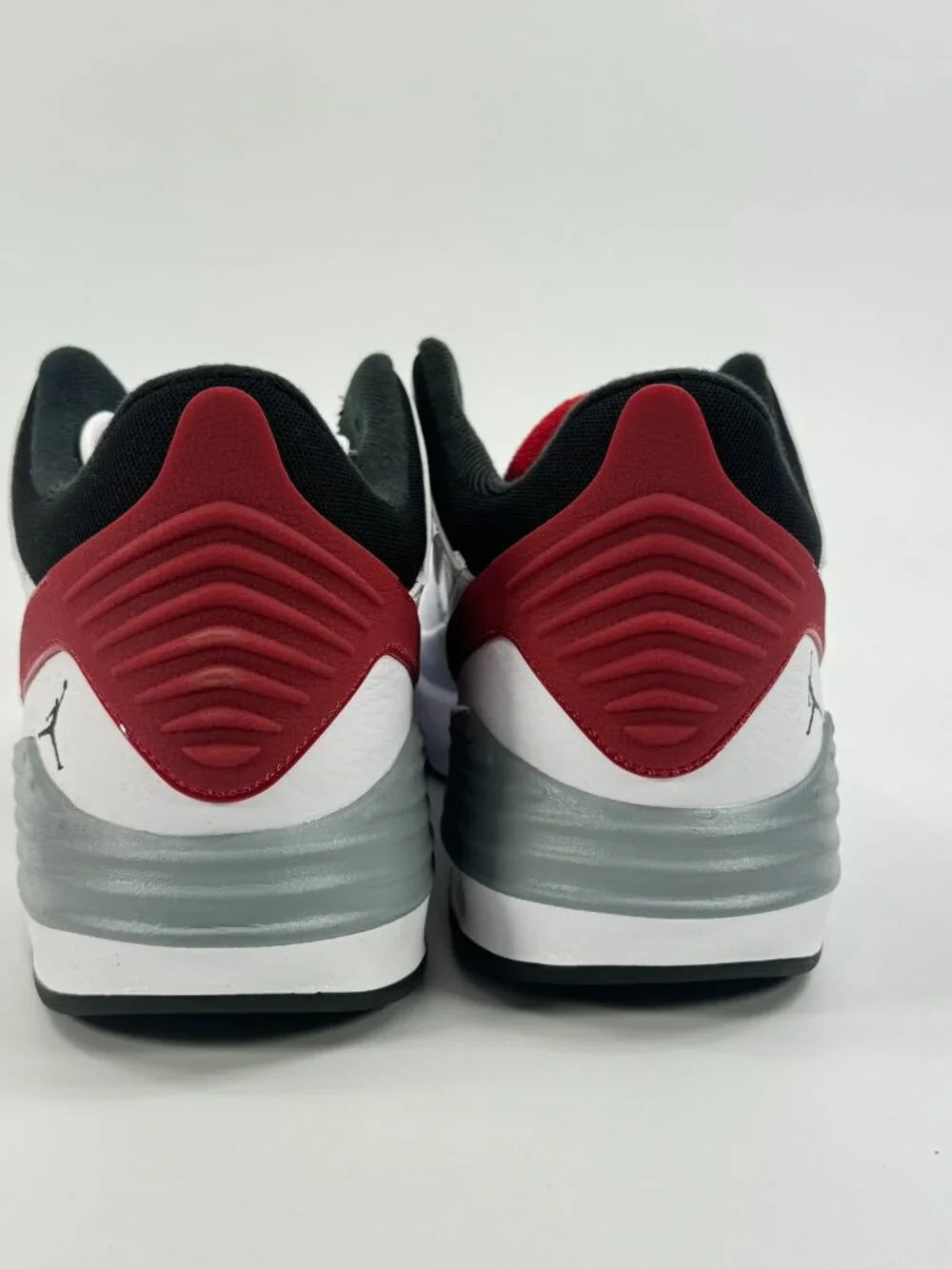 Jordan Max Aura 5 'White Black University Red' DZ4353-101 size 13
